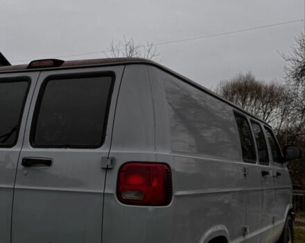 Серый Додж РАМ, объемом двигателя 3.9 л и пробегом 130 тыс. км за 4000 $, фото 3 на Automoto.ua