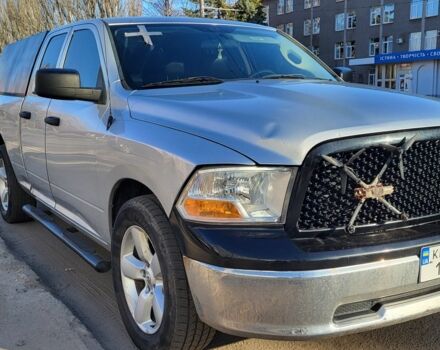 Сірий Додж RAM, об'ємом двигуна 3.7 л та пробігом 248 тис. км за 13000 $, фото 1 на Automoto.ua