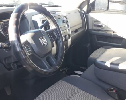 Додж RAM 2012 у Львові на Automoto.ua Сірий Додж RAM, об'ємом двигуна 5.7 л та пробігом 180 тис. км за 22500 $, фото 3 на Automoto.ua