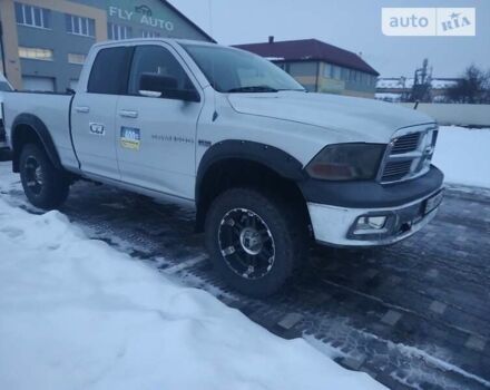 Сірий Додж RAM, об'ємом двигуна 5.7 л та пробігом 107 тис. км за 21000 $, фото 1 на Automoto.ua