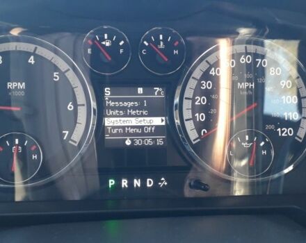 Додж RAM 2012 у Львові на Automoto.ua Сірий Додж RAM, об'ємом двигуна 5.7 л та пробігом 180 тис. км за 22500 $, фото 4 на Automoto.ua