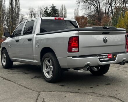 Сірий Додж RAM, об'ємом двигуна 5.7 л та пробігом 91 тис. км за 24490 $, фото 18 на Automoto.ua
