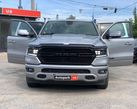 Серый Додж РАМ, объемом двигателя 5.7 л и пробегом 65 тыс. км за 41990 $, фото 19 на Automoto.ua