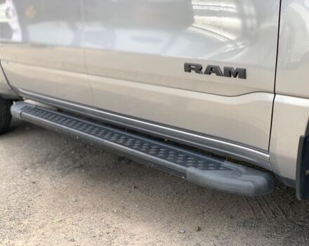 Серый Додж РАМ, объемом двигателя 5.7 л и пробегом 65 тыс. км за 41990 $, фото 20 на Automoto.ua