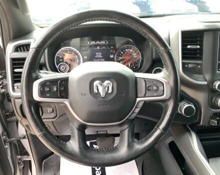 Серый Додж РАМ, объемом двигателя 5.7 л и пробегом 65 тыс. км за 41990 $, фото 4 на Automoto.ua