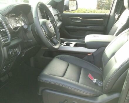 Сірий Додж RAM, об'ємом двигуна 5.7 л та пробігом 1 тис. км за 87000 $, фото 1 на Automoto.ua