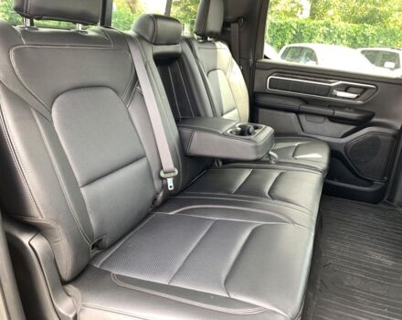 Серый Додж РАМ, объемом двигателя 5.7 л и пробегом 65 тыс. км за 41990 $, фото 26 на Automoto.ua