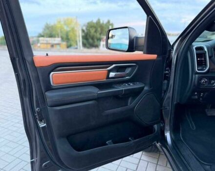 Серый Додж РАМ, объемом двигателя 5.7 л и пробегом 68 тыс. км за 45000 $, фото 8 на Automoto.ua