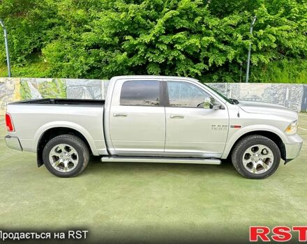 Серый Додж РАМ, объемом двигателя 3 л и пробегом 221 тыс. км за 29500 $, фото 4 на Automoto.ua