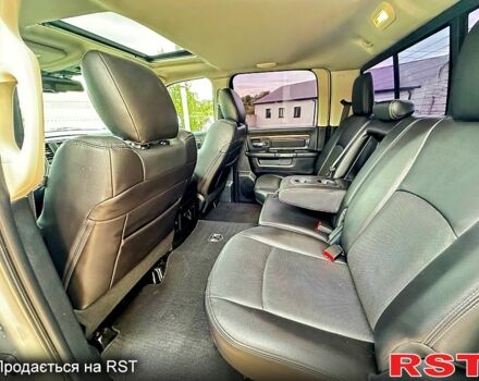 Серый Додж РАМ, объемом двигателя 3 л и пробегом 221 тыс. км за 29500 $, фото 11 на Automoto.ua