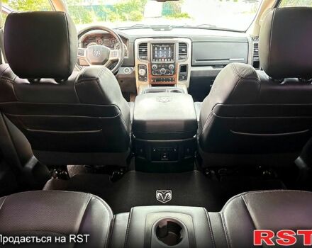 Серый Додж РАМ, объемом двигателя 3 л и пробегом 221 тыс. км за 29500 $, фото 3 на Automoto.ua