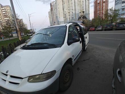 Серый Додж РАМ, объемом двигателя 2 л и пробегом 400 тыс. км за 1800 $, фото 1 на Automoto.ua