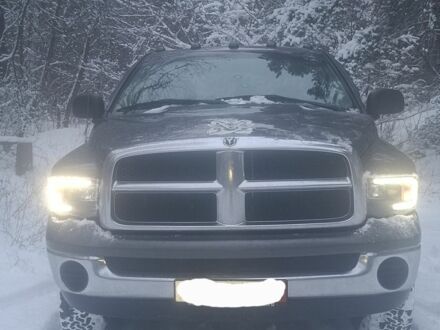 Сірий Додж RAM, об'ємом двигуна 4.7 л та пробігом 220 тис. км за 9000 $, фото 1 на Automoto.ua