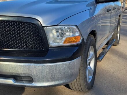 Сірий Додж RAM, об'ємом двигуна 3.7 л та пробігом 248 тис. км за 13000 $, фото 1 на Automoto.ua