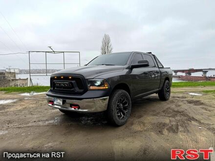 Серый Додж РАМ, объемом двигателя 3 л и пробегом 255 тыс. км за 28900 $, фото 1 на Automoto.ua