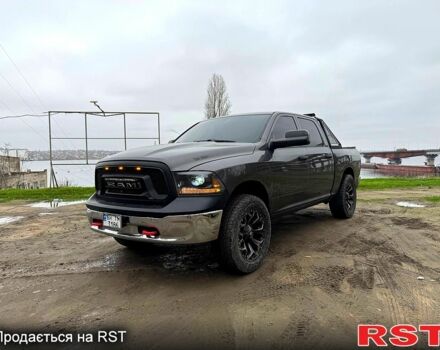 Сірий Додж RAM, об'ємом двигуна 3 л та пробігом 255 тис. км за 28900 $, фото 1 на Automoto.ua