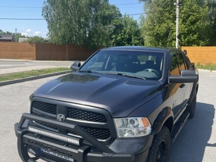 Серый Додж РАМ, объемом двигателя 3 л и пробегом 320 тыс. км за 25800 $, фото 1 на Automoto.ua