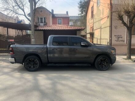 Сірий Додж RAM, об'ємом двигуна 5.7 л та пробігом 30 тис. км за 52000 $, фото 1 на Automoto.ua