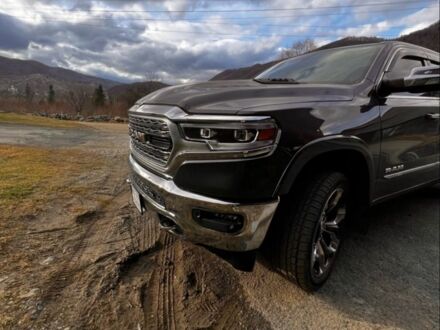 Серый Додж РАМ, объемом двигателя 5.7 л и пробегом 95 тыс. км за 65000 $, фото 1 на Automoto.ua