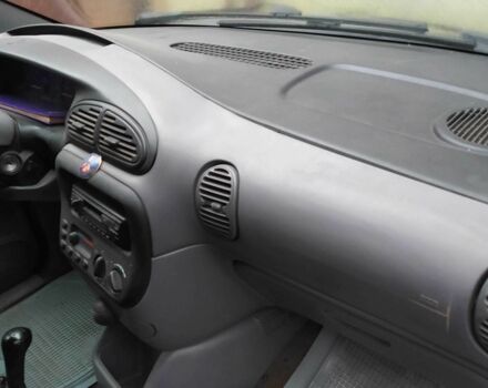 Синий Додж РАМ, объемом двигателя 2.5 л и пробегом 297 тыс. км за 3300 $, фото 5 на Automoto.ua