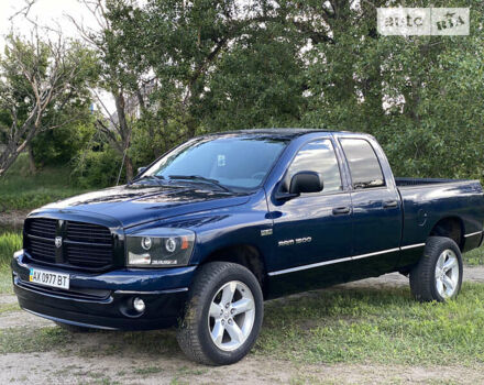 Синій Додж RAM, об'ємом двигуна 5.7 л та пробігом 160 тис. км за 13500 $, фото 6 на Automoto.ua