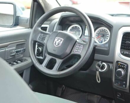 Синий Додж РАМ, объемом двигателя 5.7 л и пробегом 135 тыс. км за 21300 $, фото 3 на Automoto.ua