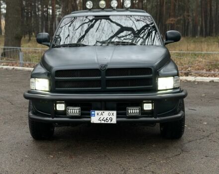 Зелений Додж RAM, об'ємом двигуна 3.9 л та пробігом 340 тис. км за 6300 $, фото 1 на Automoto.ua