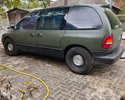 Зеленый Додж РАМ, объемом двигателя 2.5 л и пробегом 400 тыс. км за 2500 $, фото 2 на Automoto.ua