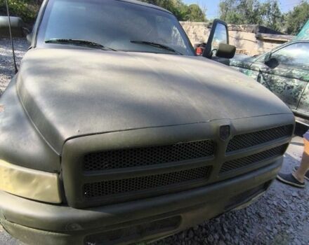 Зелений Додж RAM, об'ємом двигуна 5.2 л та пробігом 200 тис. км за 1600 $, фото 1 на Automoto.ua