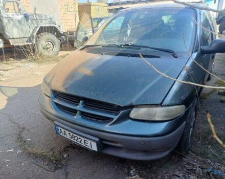 Зеленый Додж РАМ, объемом двигателя 2.5 л и пробегом 400 тыс. км за 2199 $, фото 1 на Automoto.ua