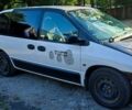Білий Додж Ram Van, об'ємом двигуна 2.5 л та пробігом 411 тис. км за 3100 $, фото 1 на Automoto.ua