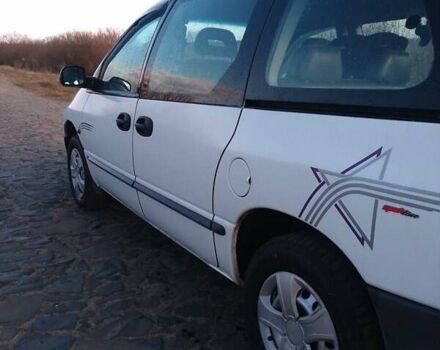 Білий Додж Ram Van, об'ємом двигуна 2.5 л та пробігом 407 тис. км за 3100 $, фото 1 на Automoto.ua