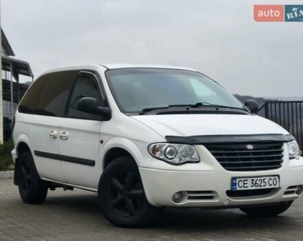 Белый Додж Рам Ван, объемом двигателя 2.5 л и пробегом 201 тыс. км за 4999 $, фото 9 на Automoto.ua