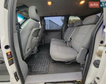 Белый Додж Рам Ван, объемом двигателя 2.5 л и пробегом 201 тыс. км за 4999 $, фото 33 на Automoto.ua