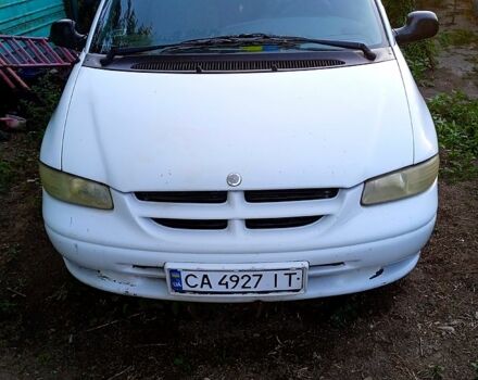 Білий Додж Ram Van, об'ємом двигуна 2.5 л та пробігом 0 тис. км за 3000 $, фото 1 на Automoto.ua