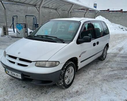 Білий Додж Ram Van, об'ємом двигуна 2.5 л та пробігом 400 тис. км за 3600 $, фото 1 на Automoto.ua