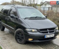 Чорний Додж Ram Van, об'ємом двигуна 2.5 л та пробігом 300 тис. км за 2999 $, фото 1 на Automoto.ua