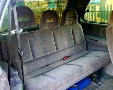 Чорний Додж Ram Van, об'ємом двигуна 2.5 л та пробігом 490 тис. км за 3600 $, фото 3 на Automoto.ua