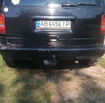Чорний Додж Ram Van, об'ємом двигуна 2.5 л та пробігом 385 тис. км за 2000 $, фото 11 на Automoto.ua
