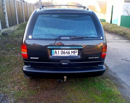 Чорний Додж Ram Van, об'ємом двигуна 2.5 л та пробігом 490 тис. км за 3600 $, фото 2 на Automoto.ua