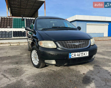 Черный Додж Рам Ван, объемом двигателя 2.5 л и пробегом 200 тыс. км за 2999 $, фото 6 на Automoto.ua