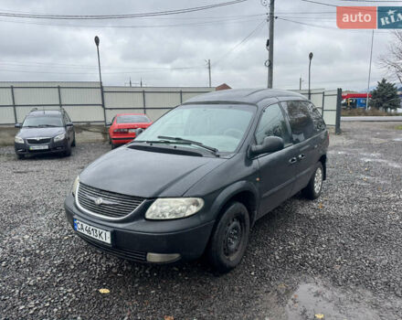 Чорний Додж Ram Van, об'ємом двигуна 2.5 л та пробігом 180 тис. км за 2700 $, фото 2 на Automoto.ua