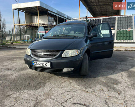 Черный Додж Рам Ван, объемом двигателя 2.5 л и пробегом 200 тыс. км за 2999 $, фото 16 на Automoto.ua