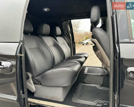 Черный Додж Рам Ван, объемом двигателя 2.5 л и пробегом 200 тыс. км за 2999 $, фото 25 на Automoto.ua