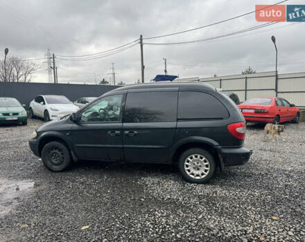 Чорний Додж Ram Van, об'ємом двигуна 2.5 л та пробігом 180 тис. км за 2700 $, фото 3 на Automoto.ua