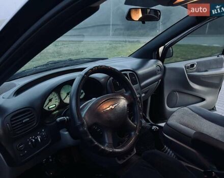 Чорний Додж Ram Van, об'ємом двигуна 2.5 л та пробігом 280 тис. км за 3999 $, фото 18 на Automoto.ua