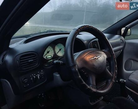 Чорний Додж Ram Van, об'ємом двигуна 2.5 л та пробігом 280 тис. км за 3999 $, фото 24 на Automoto.ua