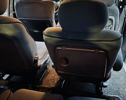 Чорний Додж Ram Van, об'ємом двигуна 2.5 л та пробігом 280 тис. км за 3999 $, фото 28 на Automoto.ua