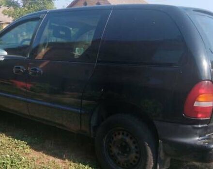 Чорний Додж Ram Van, об'ємом двигуна 2.5 л та пробігом 385 тис. км за 2000 $, фото 1 на Automoto.ua