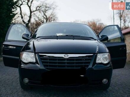 Додж Рам Ван 2005 в Черновцах на Automoto.ua Черный Додж Рам Ван, объемом двигателя 2.8 л и пробегом 312 тыс. км за 8500 $, фото 1 на Automoto.ua